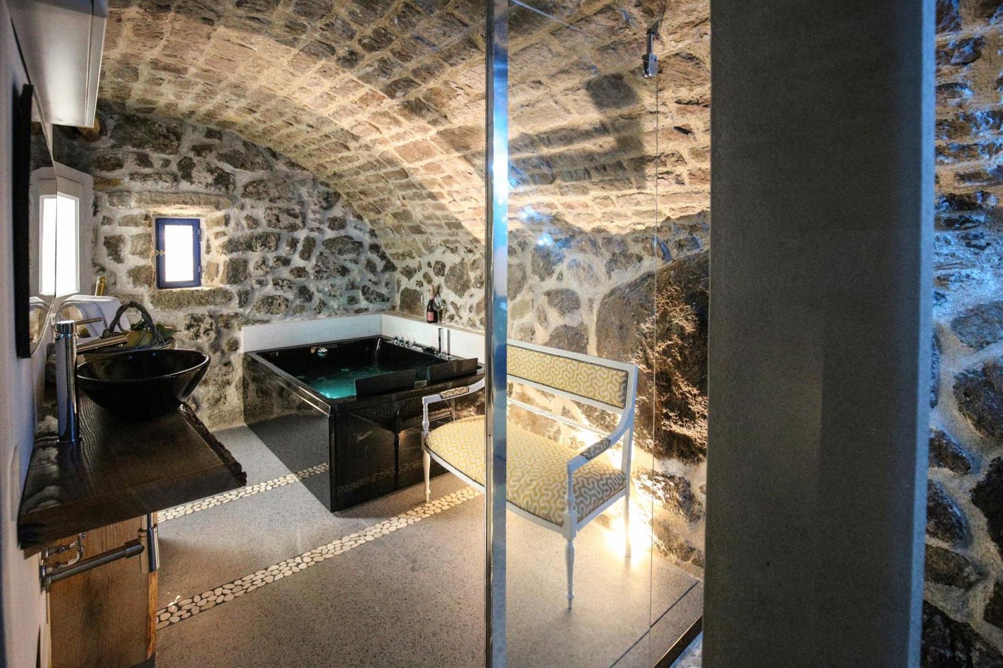 B&B Domos Mi & Ro Castelsardo Exterior foto